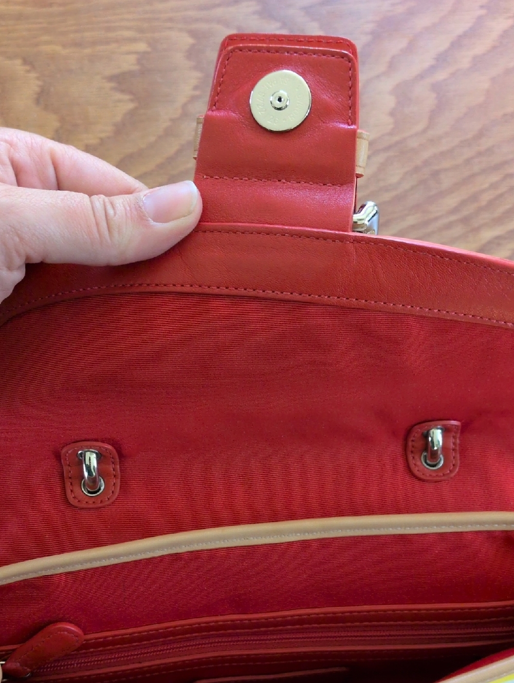 ✨vintage Coach Soho Hampton satchel multicolor striped canvas And Tan Leather - Picture 9 of 13